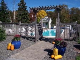 Seascape Motel & Cottages
