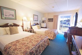 Boothbay Harbor Inn