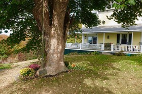 Harbor House Inn