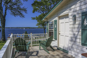 Spruce Point Inn Resort & Spa