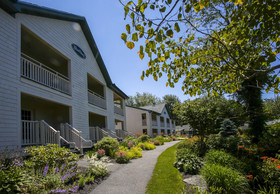 Spruce Point Inn Resort & Spa