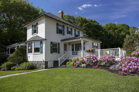 Spruce Point Inn Resort & Spa