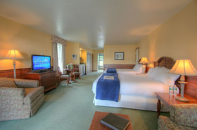 Spruce Point Inn Resort & Spa