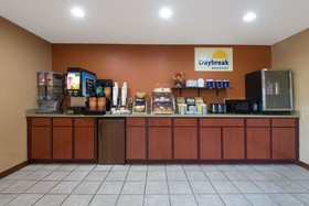 Days Inn by Wyndham Brunswick Bath Area