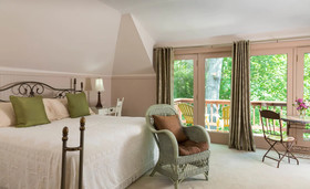 Hawthorn Inn
