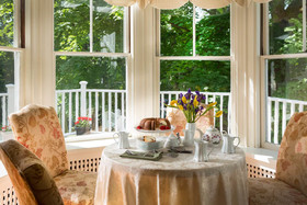 Hawthorn Inn