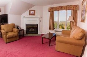 The Lucerne Inn
