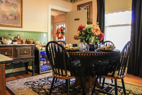 Taylor Edes Inn