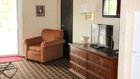 Colonial Inn Ellsworth by Magnuson Worldwide