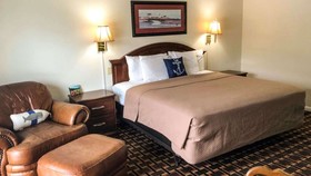 Colonial Inn Ellsworth by Magnuson Worldwide