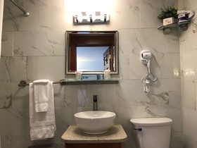 Atlantic Coast Inn