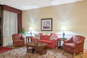 Hawthorn Extended Stay by Wyndham Ellsworth / Bar Harbor