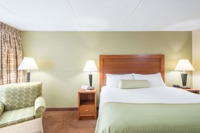 Hawthorn Extended Stay by Wyndham Ellsworth / Bar Harbor