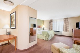 Hawthorn Extended Stay by Wyndham Ellsworth / Bar Harbor