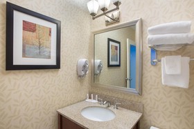 Hawthorn Extended Stay by Wyndham Ellsworth / Bar Harbor