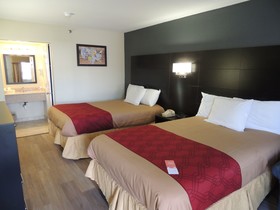 Econo Lodge Freeport