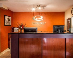 Econo Lodge Freeport