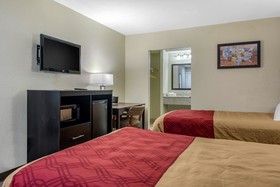 Econo Lodge Freeport