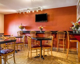 Econo Lodge Freeport