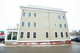 Capital Resorts - 84 Main