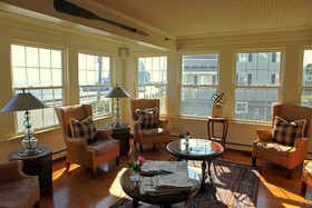 The Beach House Inn