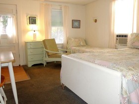 Shorelands Guest Resort