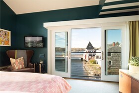 The Boathouse Waterfront Hotel and Restaurant