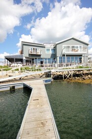 The Boathouse Waterfront Hotel and Restaurant