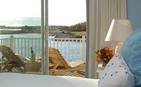 The Breakwater Inn & Spa