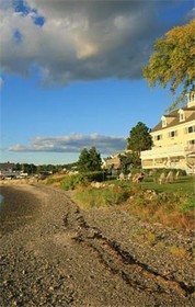 The Breakwater Inn & Spa