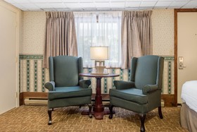 Coachman Inn