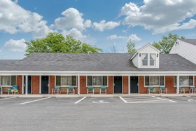 Coachman Inn