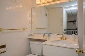 Coachman Inn
