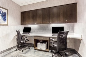 Hampton Inn & Suites Kittery