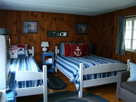 Bay Leaf Cottages & Bistro