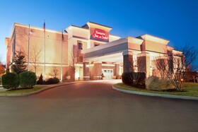 Hampton Inn & Suites