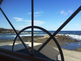 Perkins Cove Oceanfront Cottage
