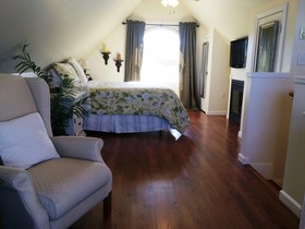 Perkins Cove Oceanfront Cottage