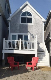 Perkins Cove Oceanfront Cottage