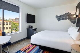 Aloft Portland