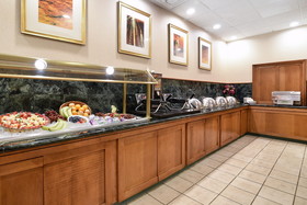 Clarion Hotel Airport