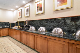 Clarion Hotel Airport