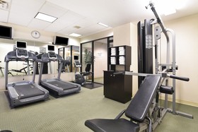 Clarion Hotel Airport