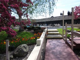 Fireside Inn & Suites