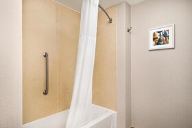 Hampton Inn Portland Downtown Waterfront
