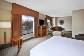 Hilton Garden Inn Portland Downtown Waterfront