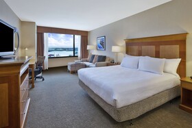 Hilton Garden Inn Portland Downtown Waterfront