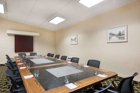 Ramada Plaza by Wyndham Portland