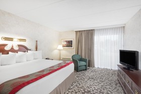Ramada Plaza by Wyndham Portland