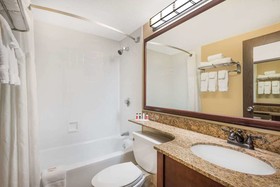 Ramada Plaza by Wyndham Portland